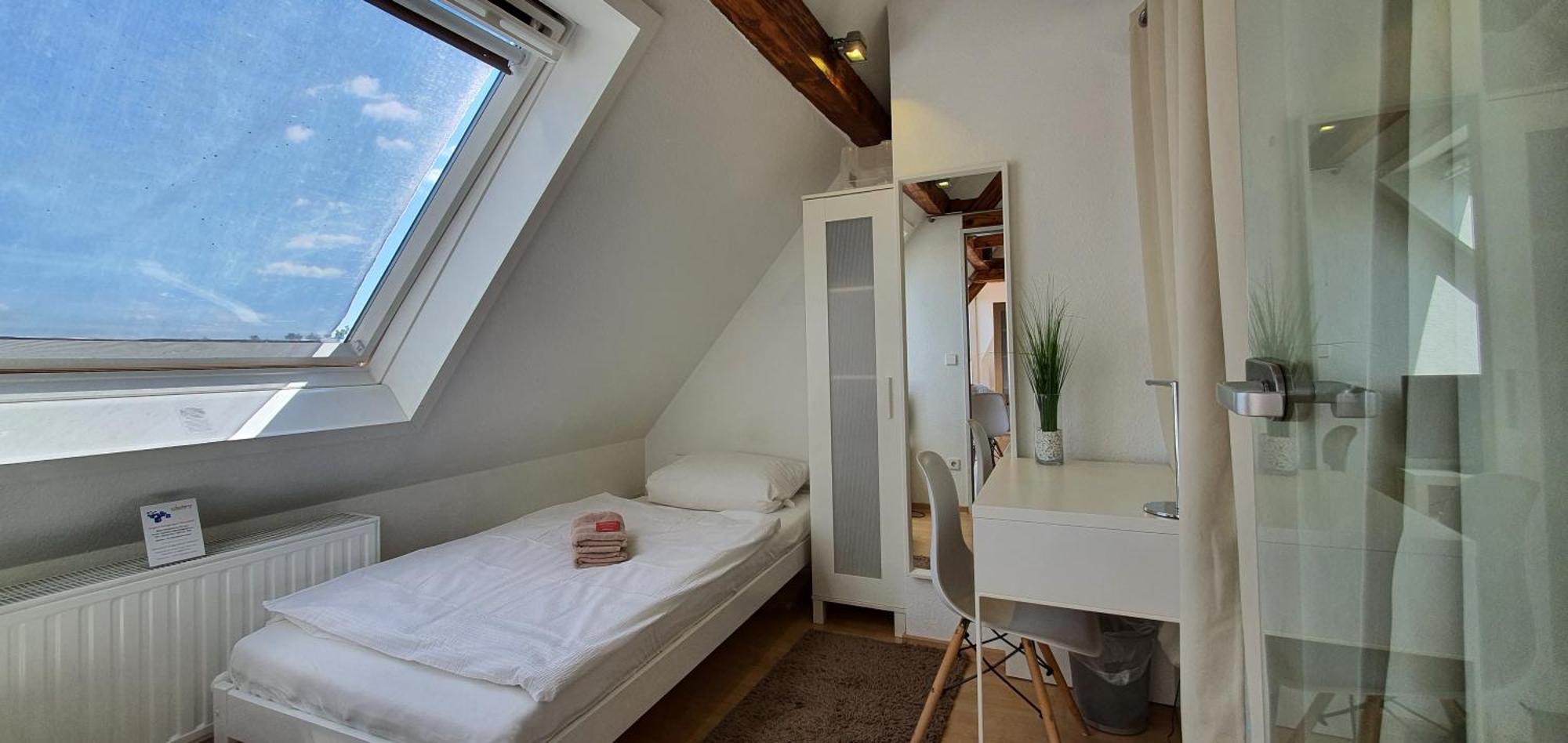 Colodging Mannheim - Private Rooms & Kitchen Exterior foto